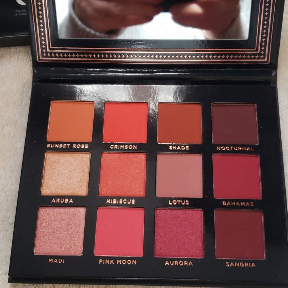 ACE Beaute Scarlet Dusk